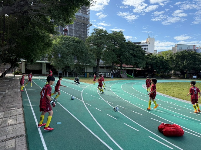 一張含有 戶外, 天空, 樹狀, 遊樂場 的圖片
AI 產生的內容可能不正確。